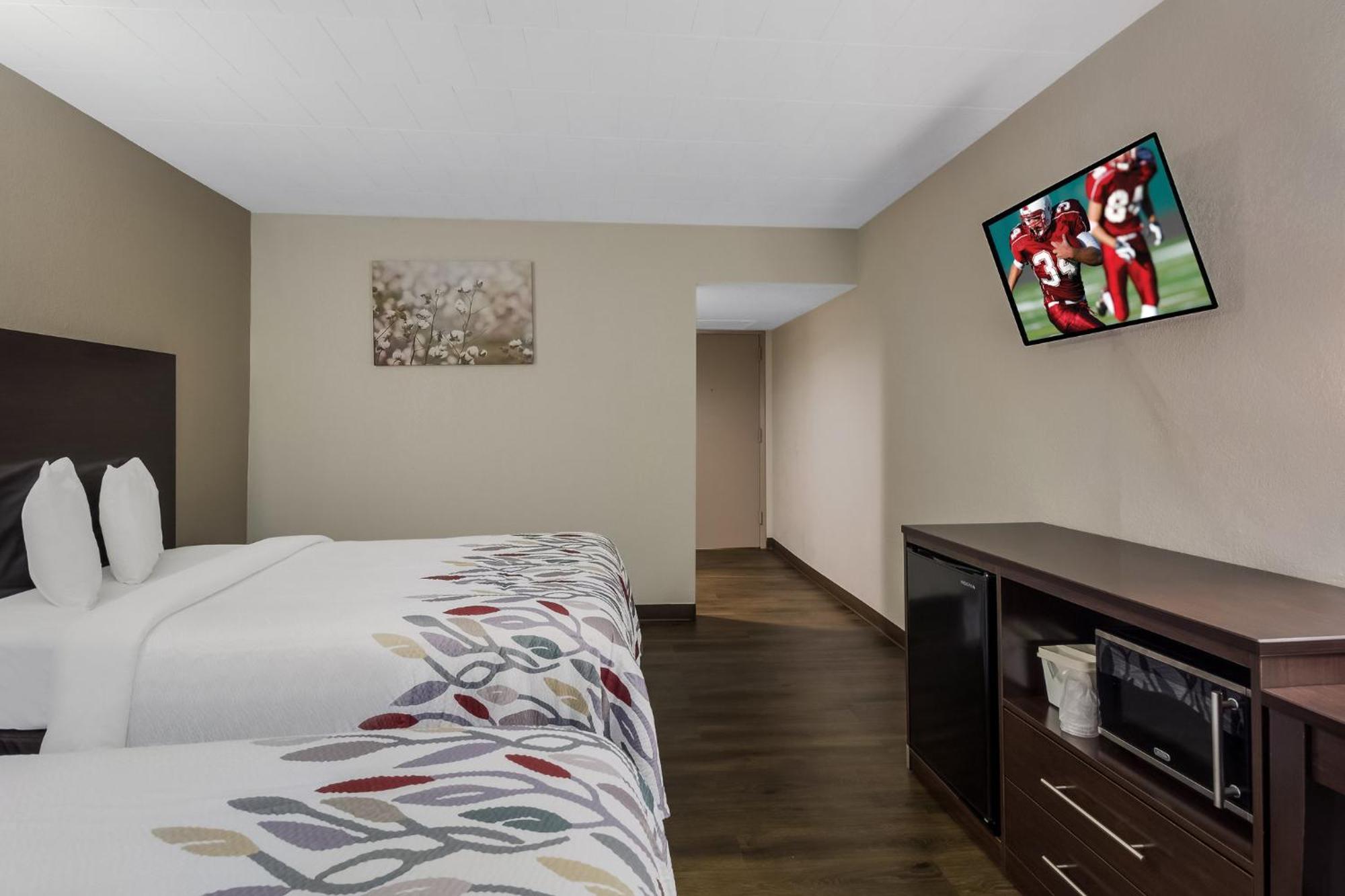 Red Roof Inn New Stanton Dış mekan fotoğraf